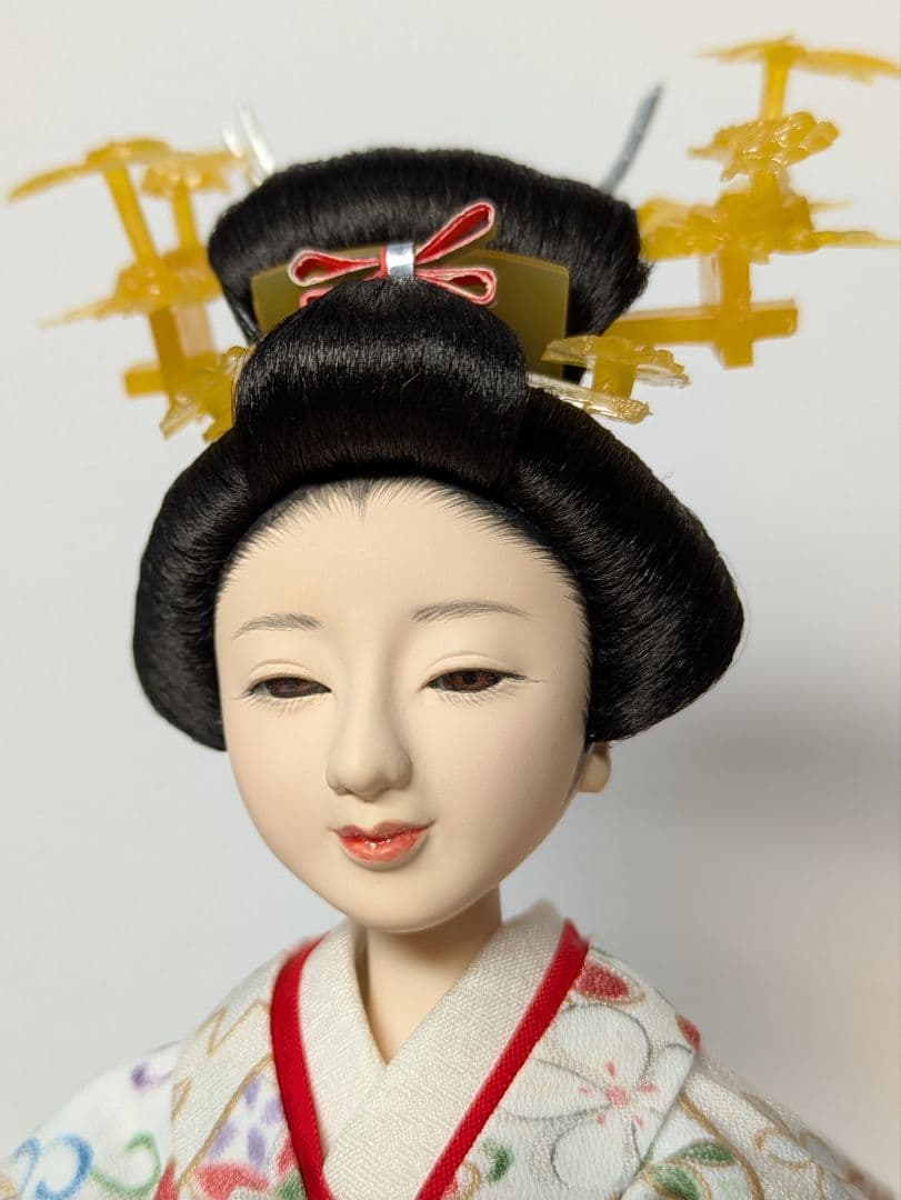 1/6胡粉仕上げのヘッド付ドール花嫁『千鶴』衣装とドールスタンド付き