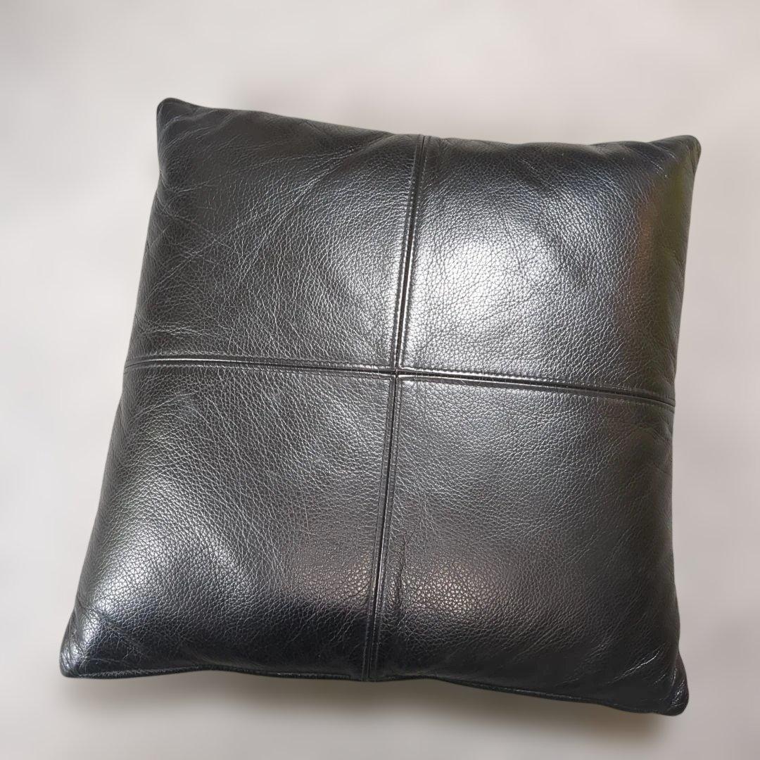 Cassina IXC レザー クッション 黒 ②