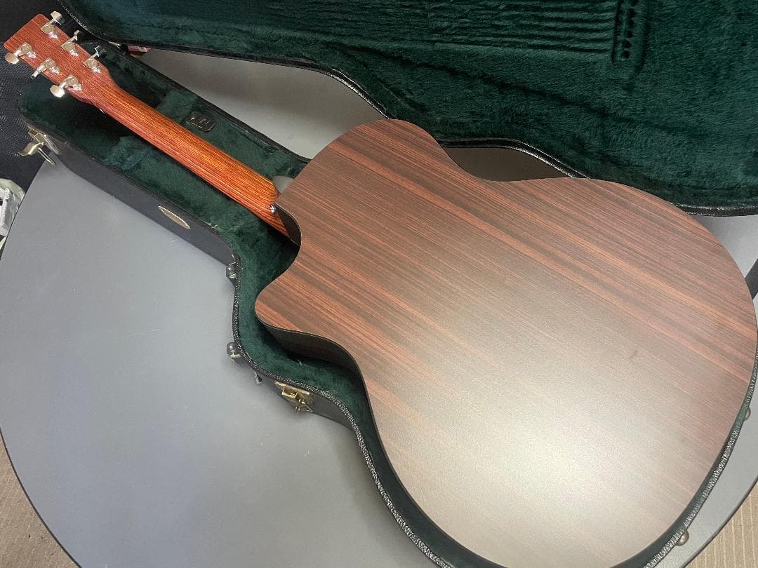Martin CPX1RAE 美品です。