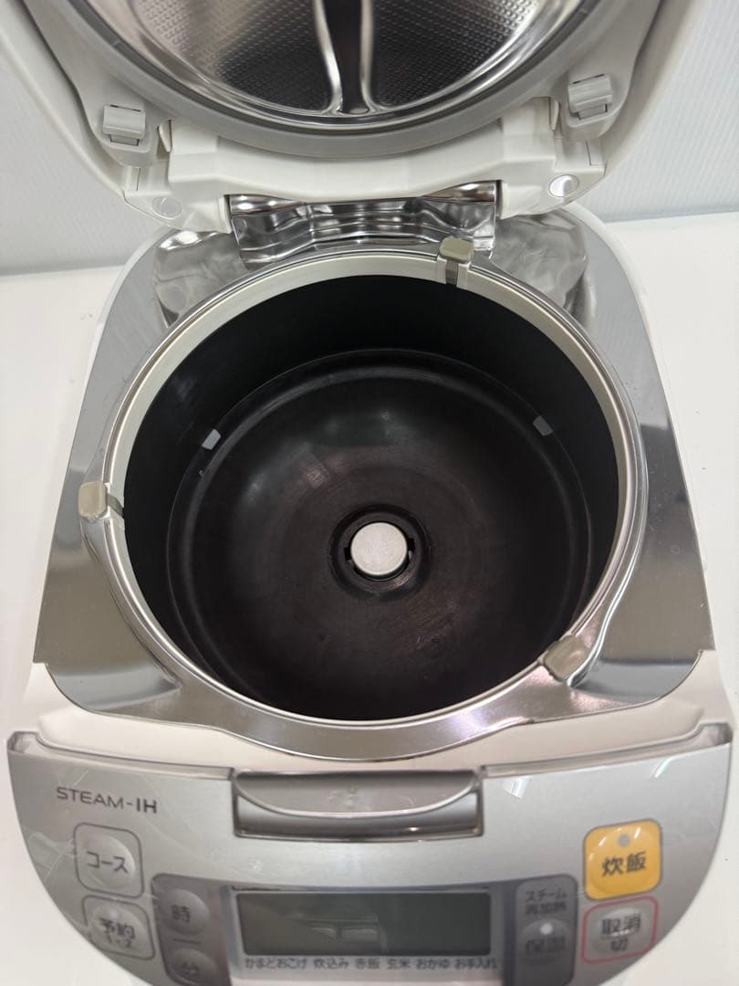Panasonic スチームIHジャー炊飯器SR-SY106J