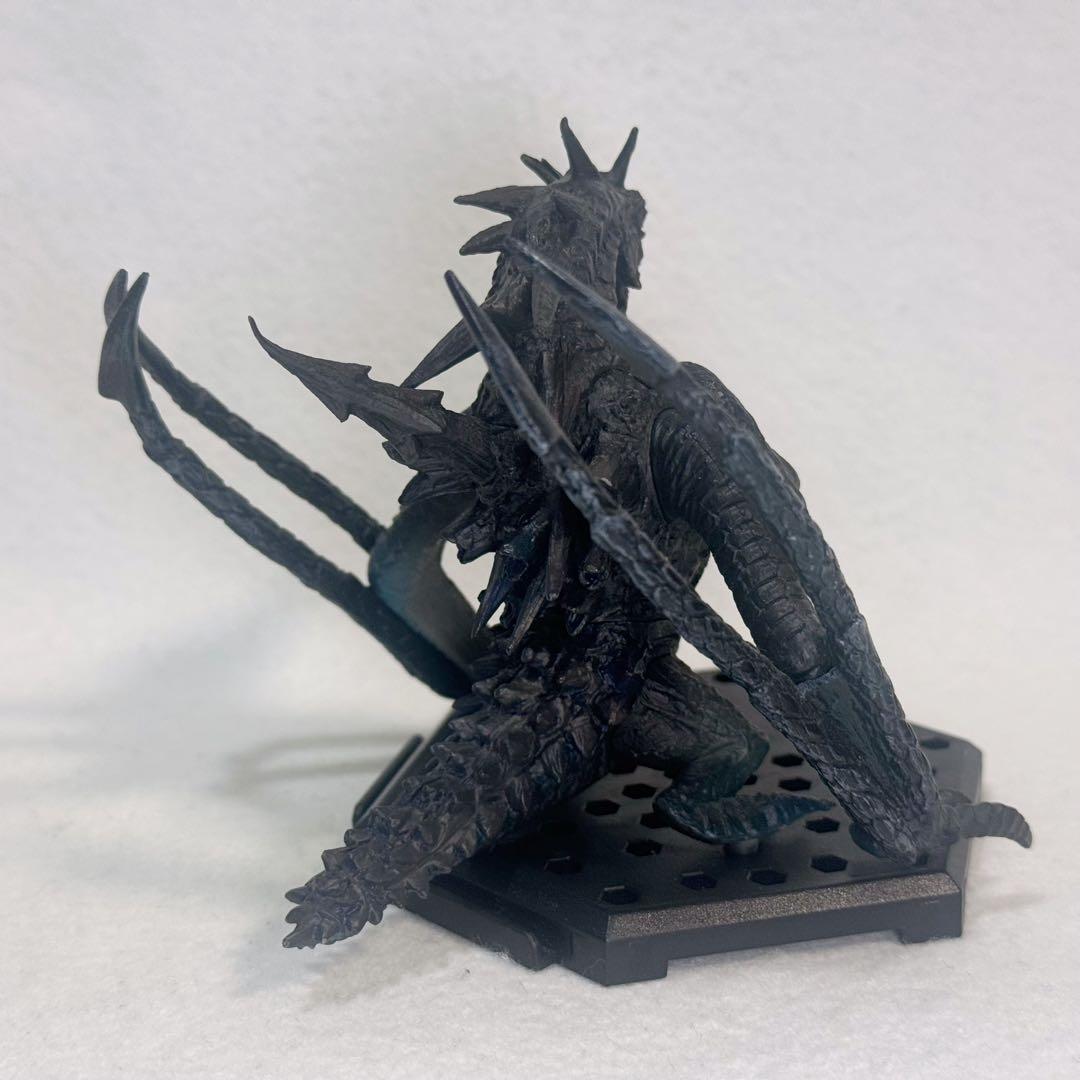まとめ買い歓迎　モンスターハンター　カプコン　スタンダードモデル ゴグマジオス