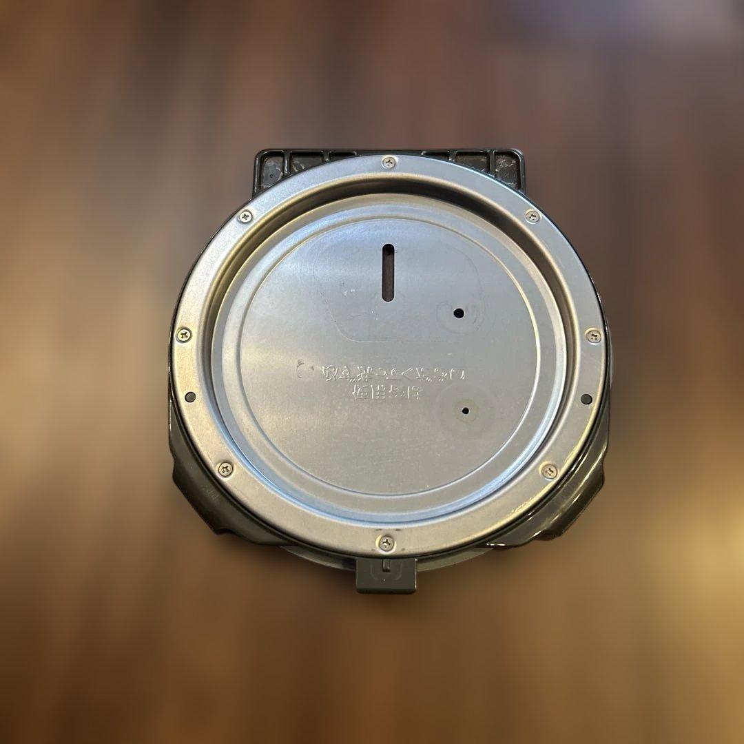 TOSHIBA RC-10VST 炊飯器 1.0L ホワイト ジャンク品