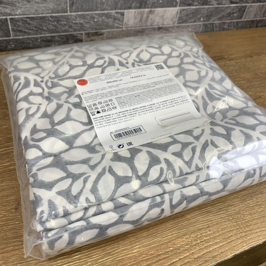 新品未使用　ZARA 　掛け布団カバー　200×200㎝　ボタニカル柄