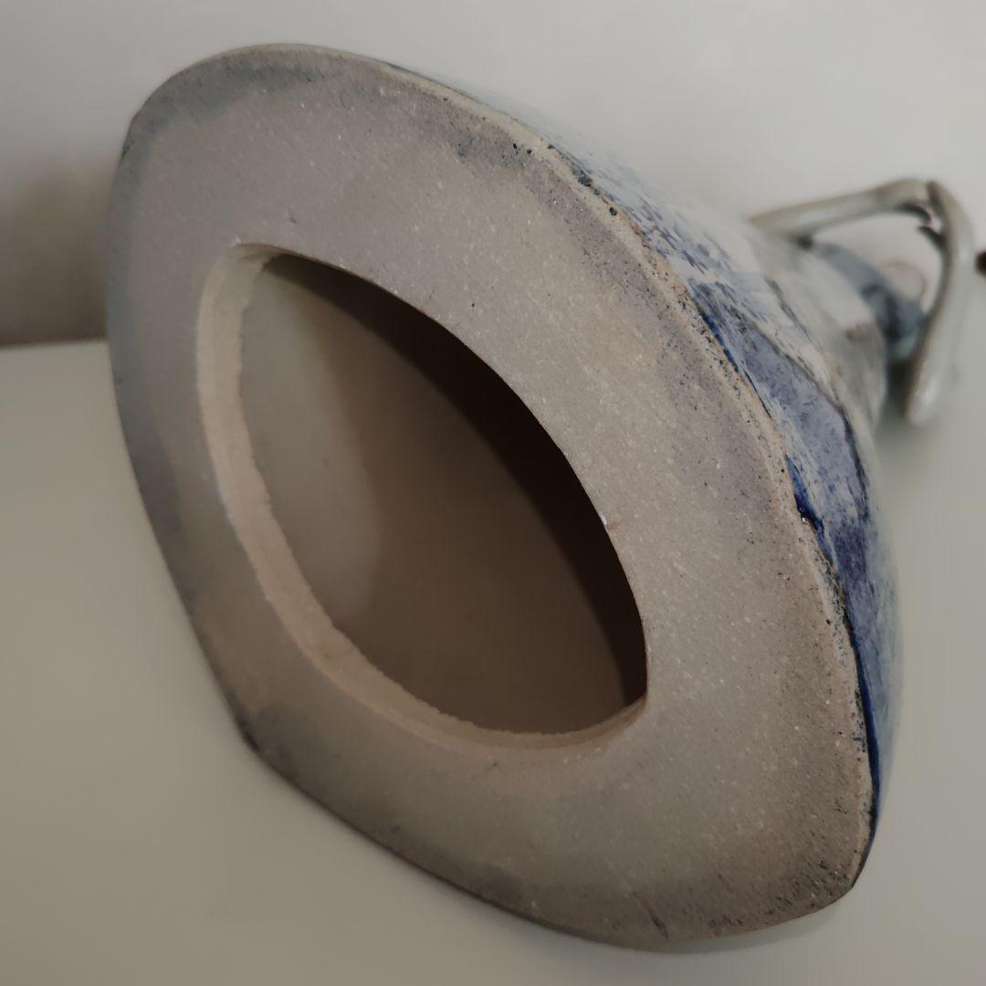 女性立像人形　陶器製　芸術作品　砥部焼？　台付き１体