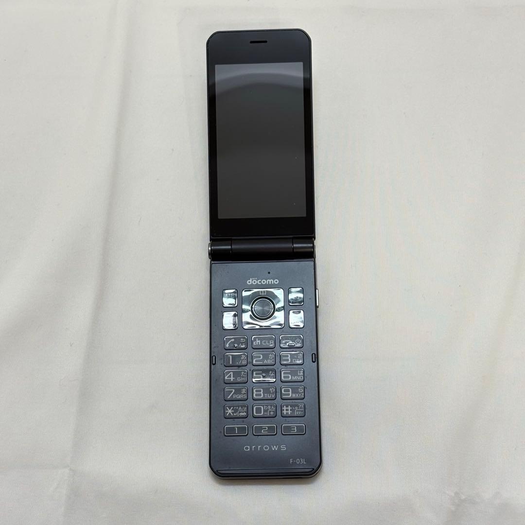 docomo ドコモ arrows アローズ ケータイ F-03L 充電器付き