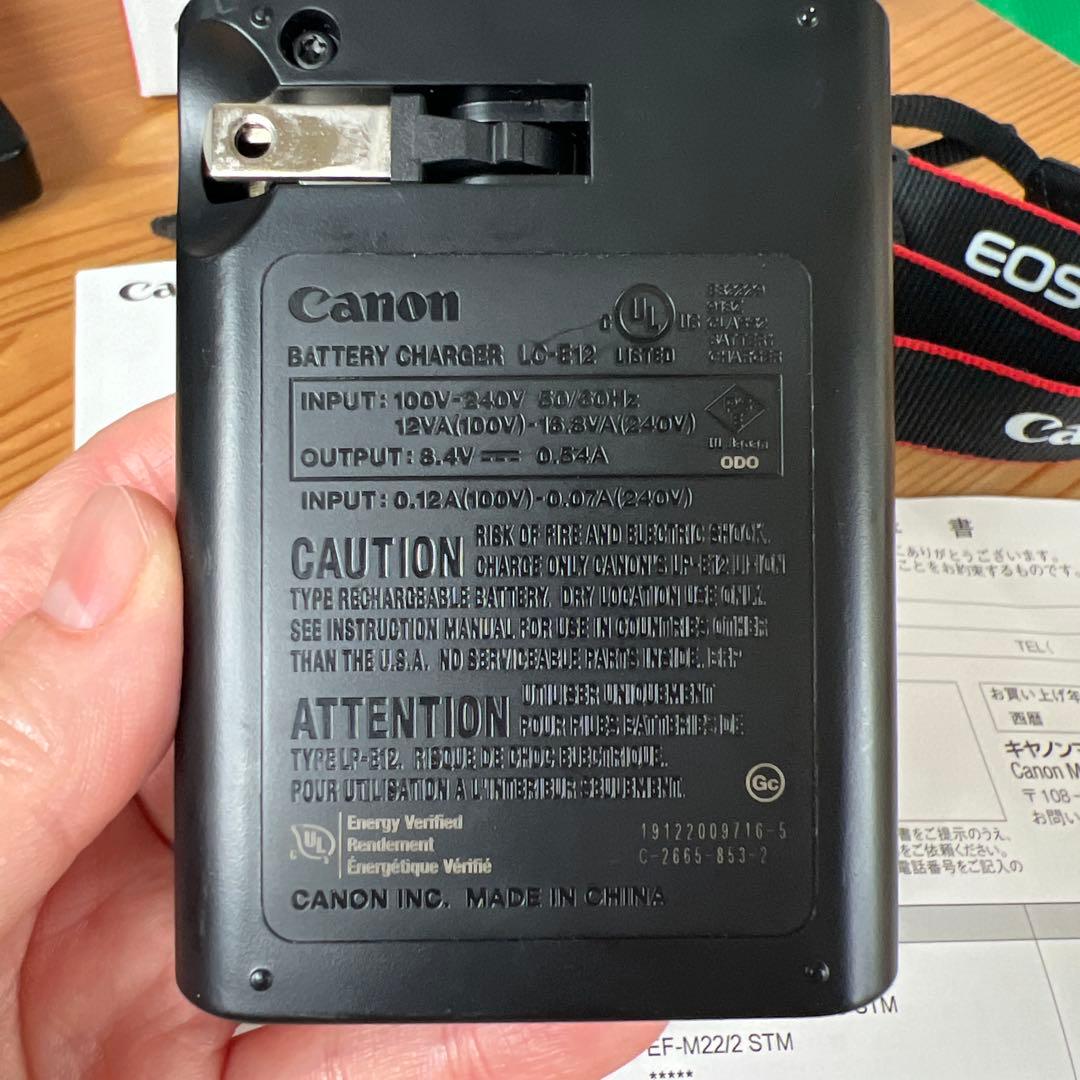 【美品】Canon／EOS Kiss M（ブラック）