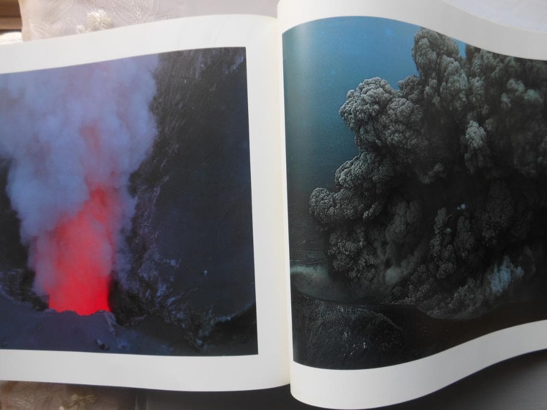 地の貌 生の貌　濱谷浩写真集成　岩波書店　二分冊