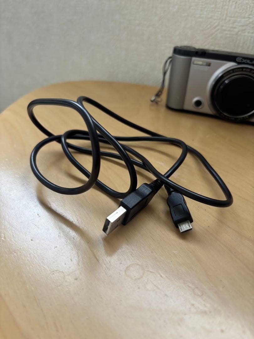 CASIO EXILIM デジタルカメラ