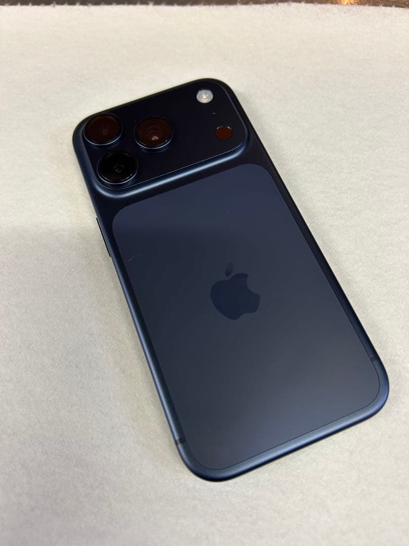 iPhone17pro 256GB 箱あり　美品☆