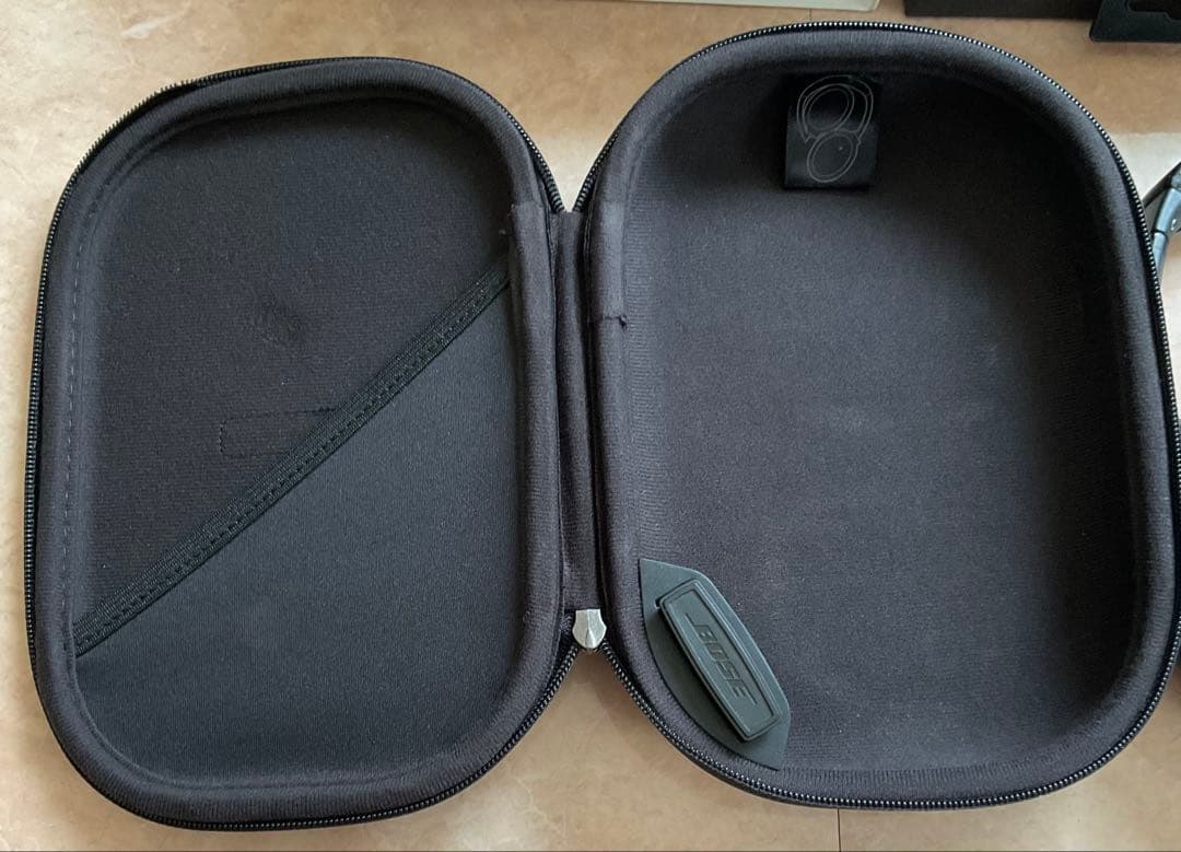 BOSE Quietcomfort 35 ノイズキャンセリングヘッドホン
