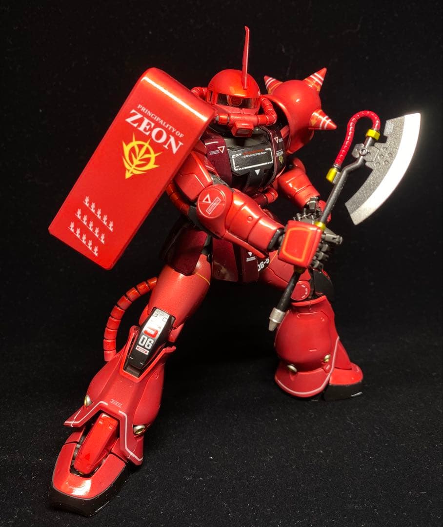 【ガンプラ完成品】　MG ザクⅡ （シャア専用Ver.2）