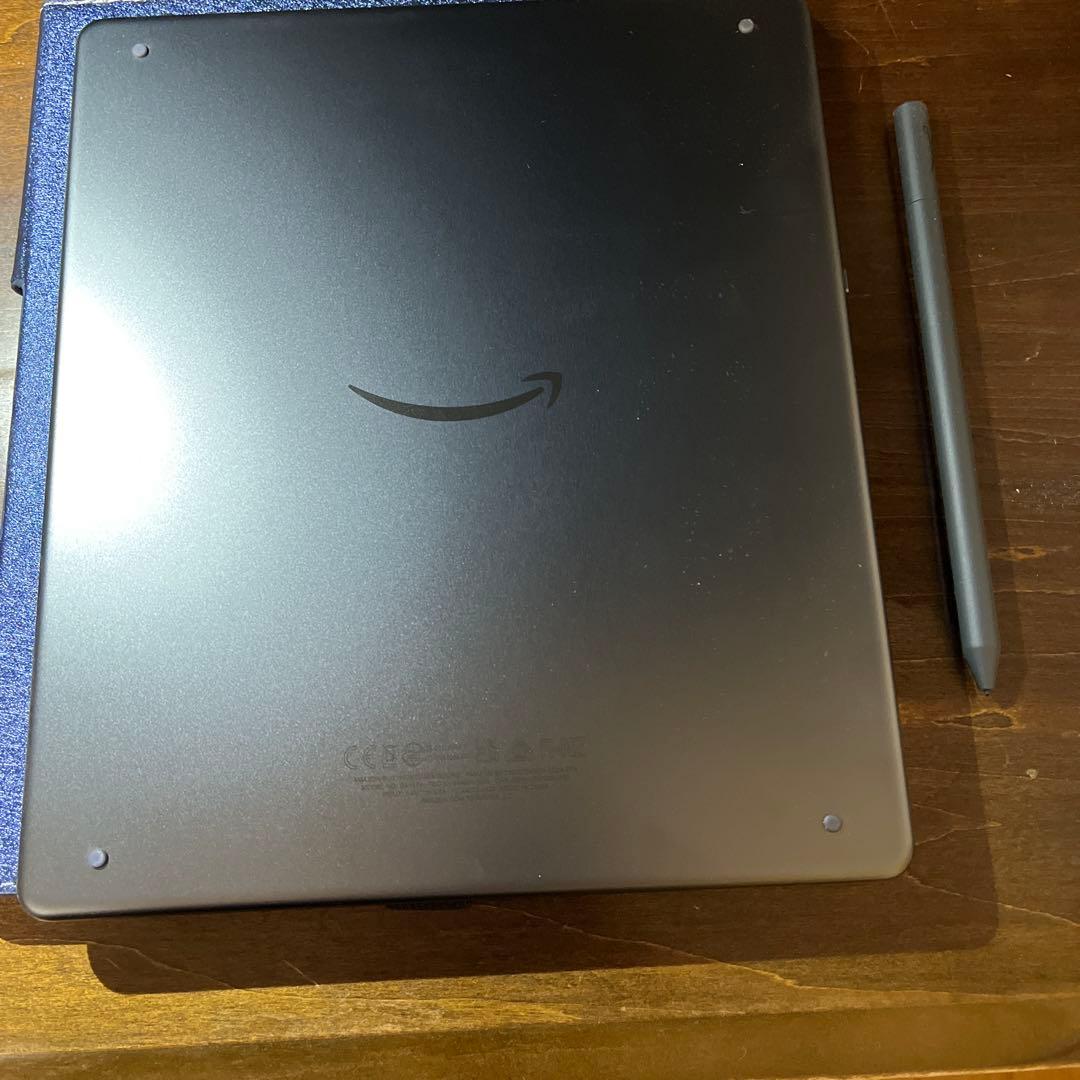Amazon Kindle Scribe 本体 10.2インチとケース