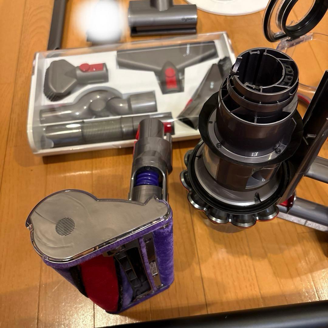 ダイソンV10 SV12 美品！　スタンド付き　分解洗浄除菌整備済み
