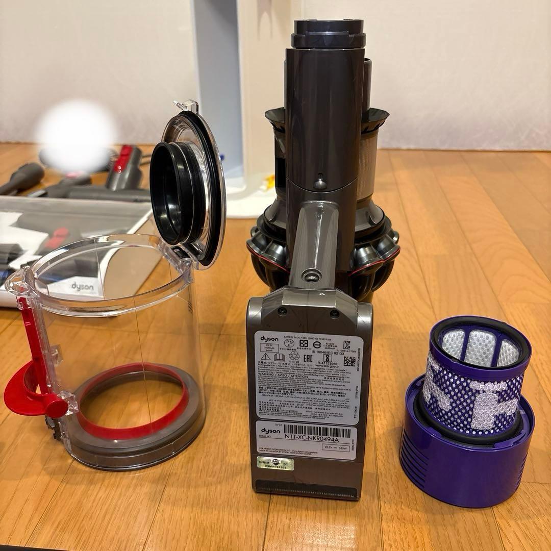 ダイソンV10 SV12 美品！　スタンド付き　分解洗浄除菌整備済み