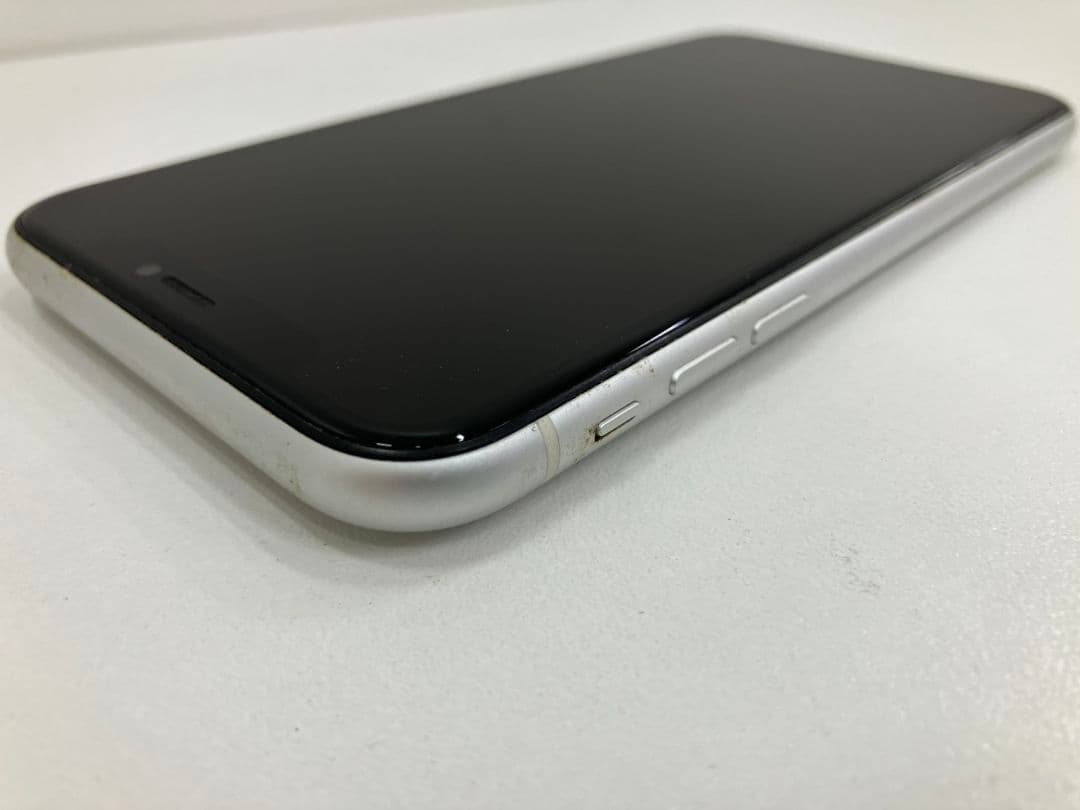 【iPhone　XR】SIMフリー　64GB
