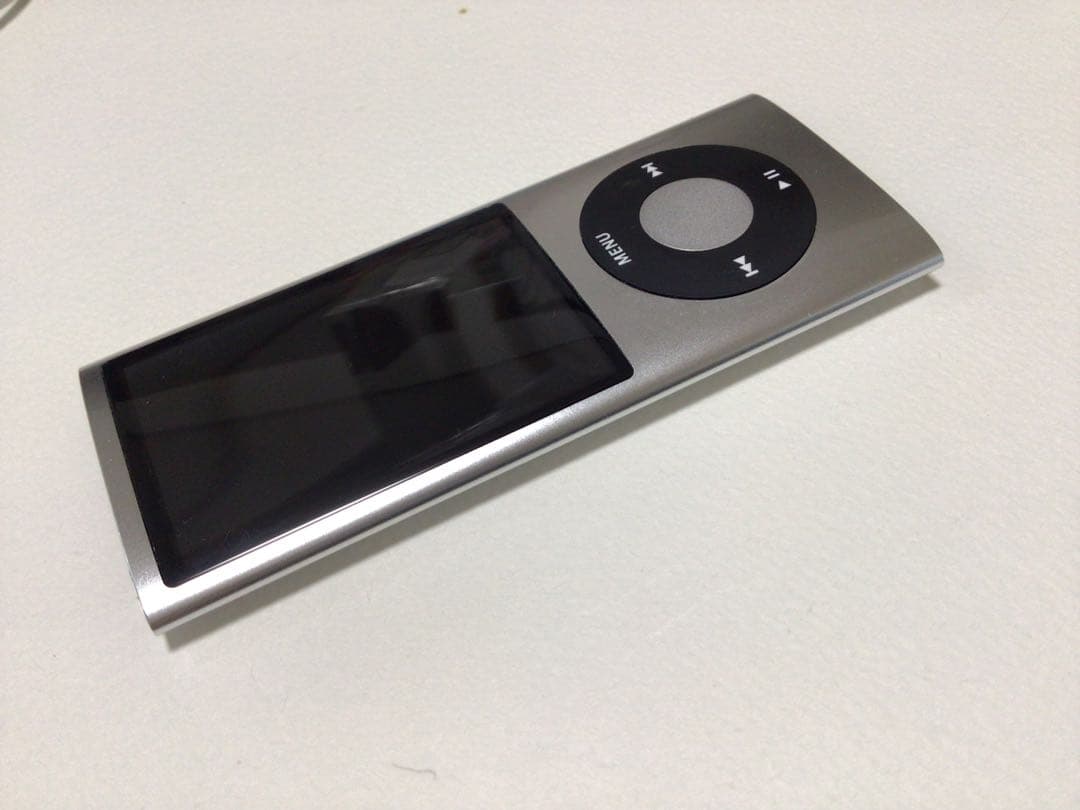 ipod nano5世代16GBシルバー26バッテリー交換済、usb有