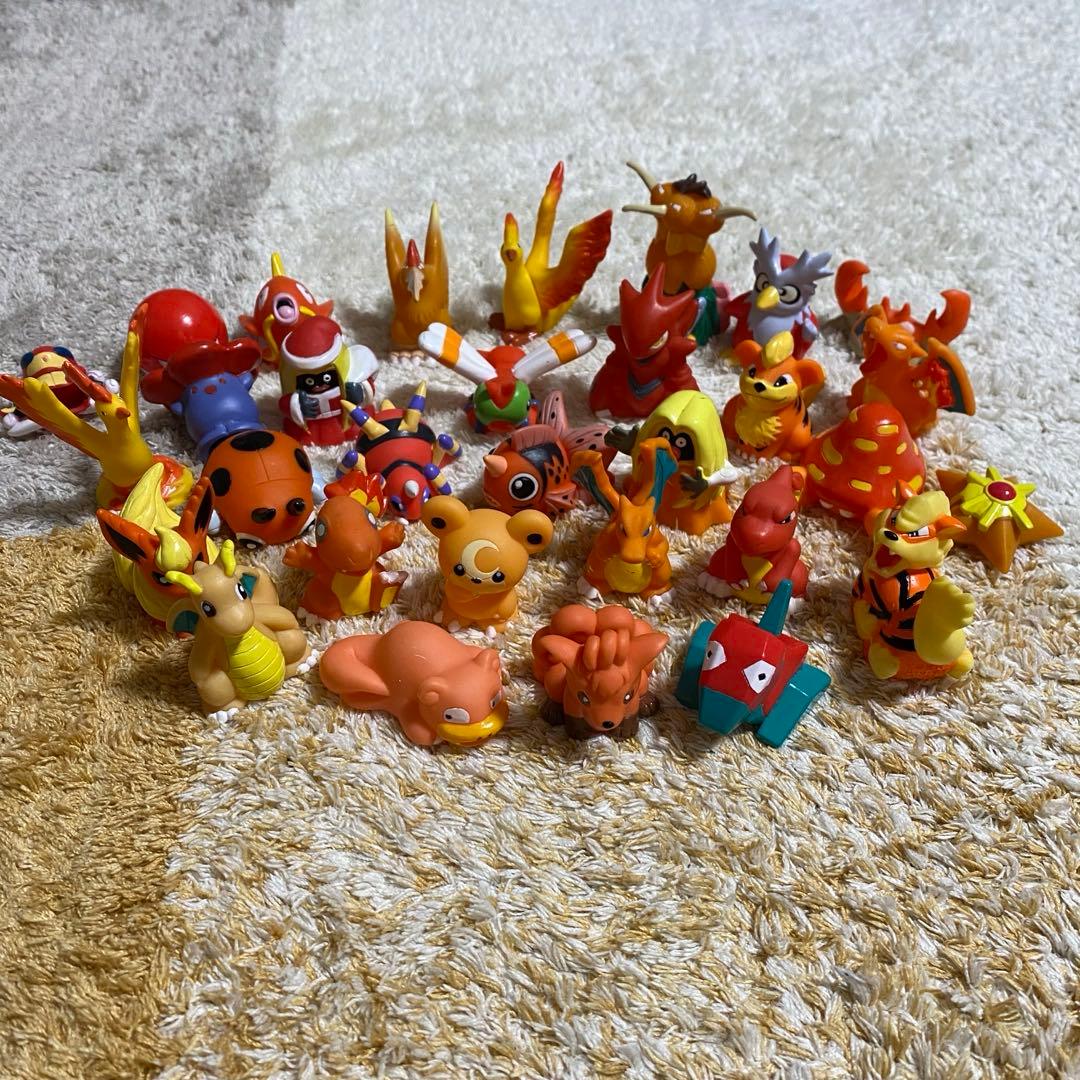 初期ポケモンゆび人形 約200体⭐︎クリアや人間キャラあり⭐︎大量まとめ売り