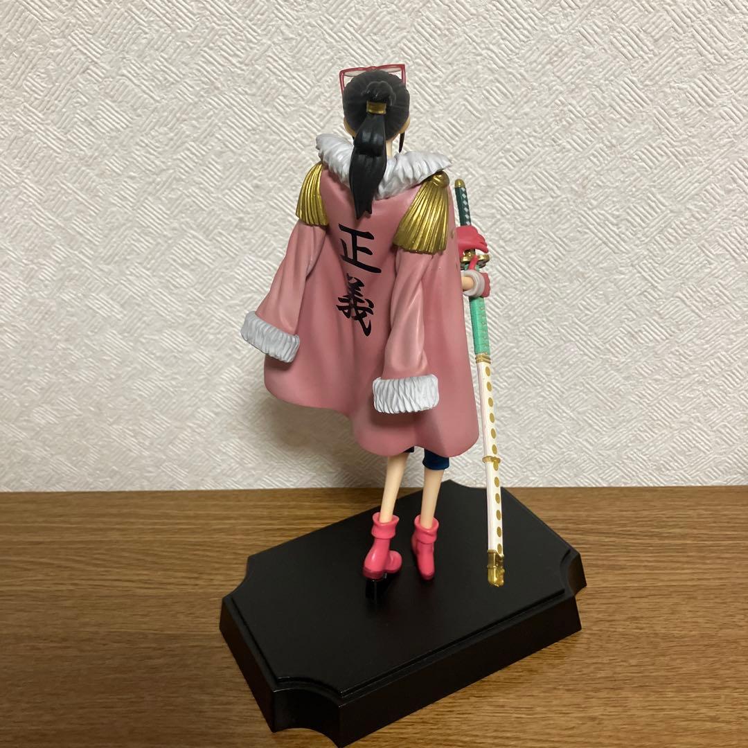 ワンピース　一番くじ　スモーカー　たしぎ　サカズキ　ルフィ　4体セット