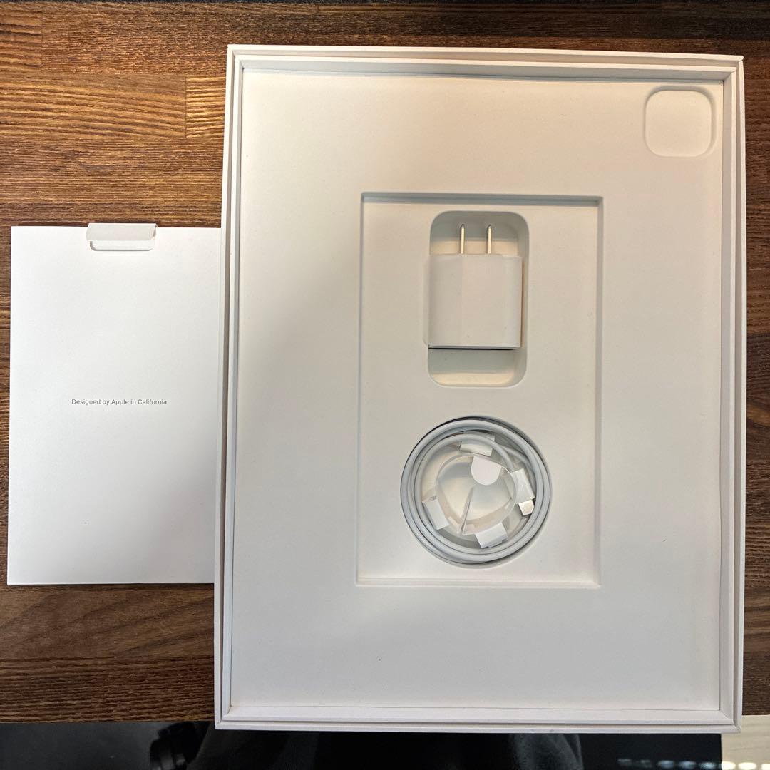 iPad本体 iPad Pro M1 + ApplePencil + ComboTouch