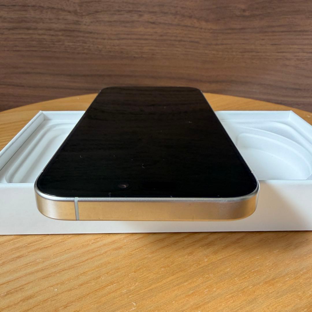 美品☆iPhone15Pro 128GB ホワイト