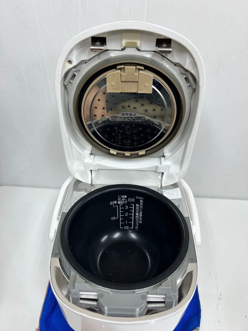 象印 圧力IH炊飯ジャー NP-QA06（0.63L／3.5合炊き）