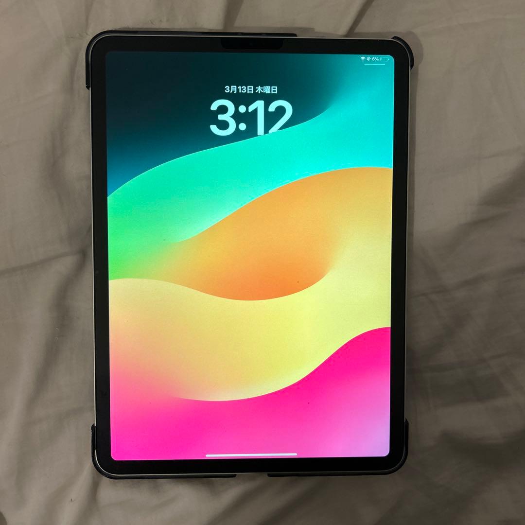 Apple iPad Pro （第4世代）11インチ本体 シルバー
