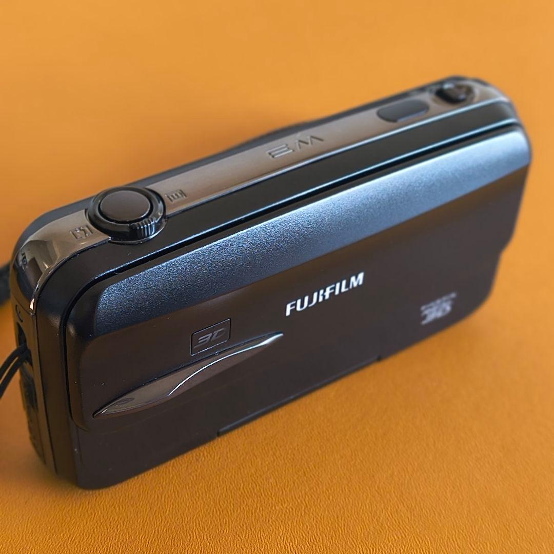 【極美品】FUJIFILM FINEPIX REAL 3D W3