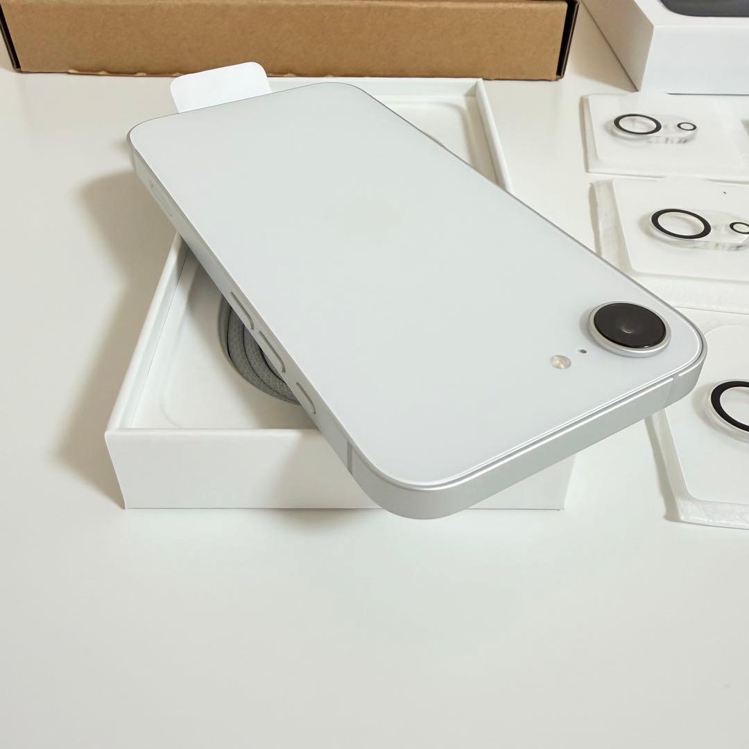 残債なし iPhone 16e 128GB ホワイト SIMフリー 新品ケース