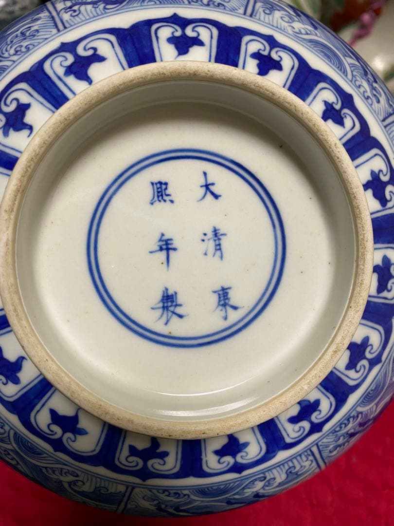 本*y様 清朝　青花 中国美術品 青い波と魚の絵柄の八角皿 時代 骨董　美術品