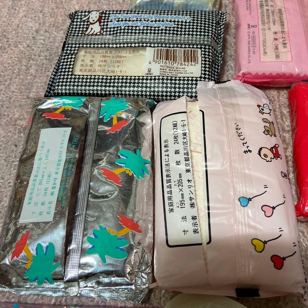 サンリオ♡レトロ　ポケットティッシュ　２4点セット