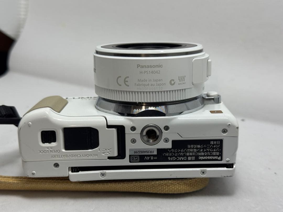 パナソニックLUMIX GF6 14-42mm 電動ズームキット　ホワイト