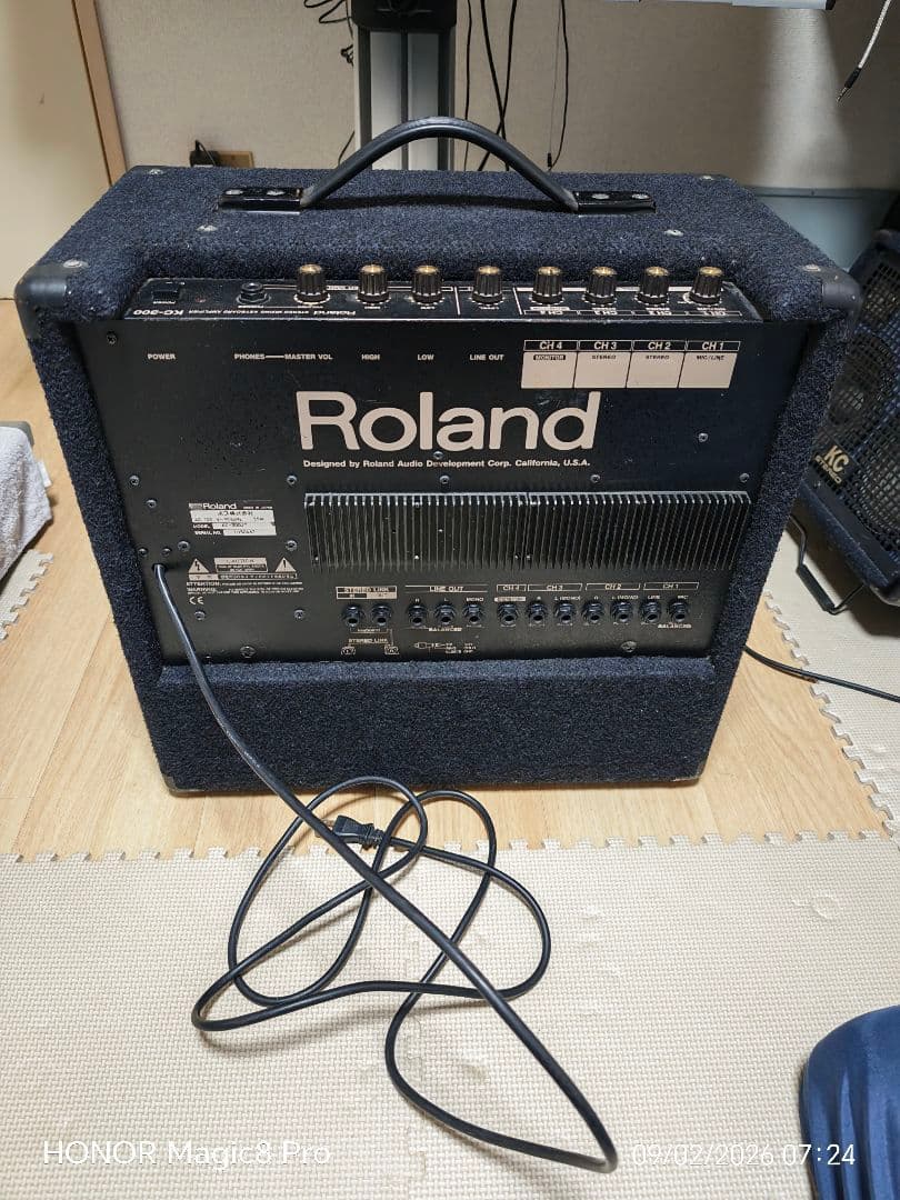 Roland KC-300JT キーボードアンプ