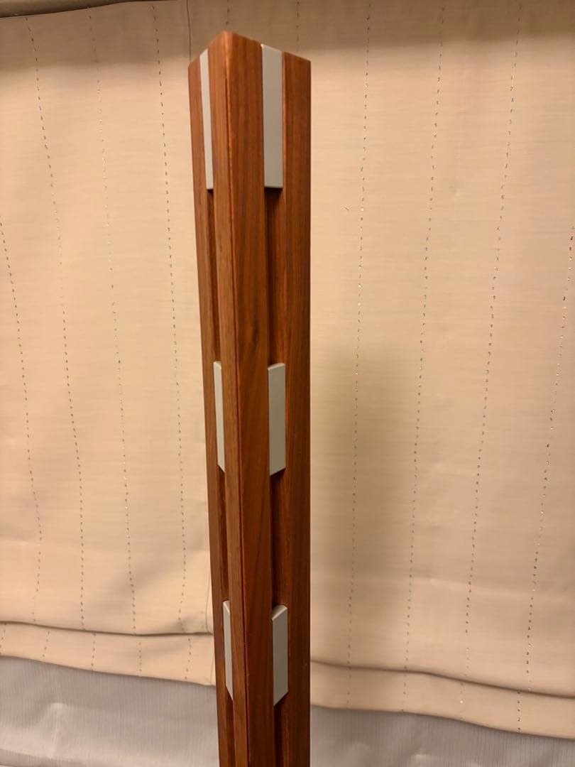KNAX　Coat rack クナックス　コートラック　Loca KNAX