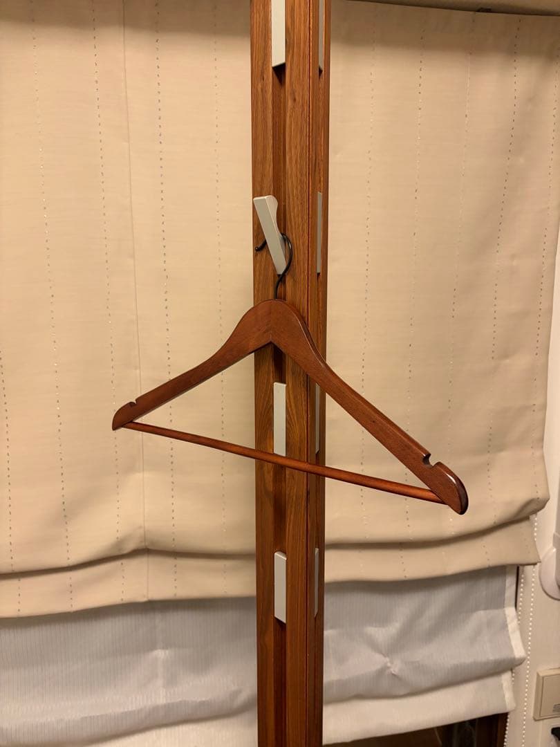 KNAX　Coat rack クナックス　コートラック　Loca KNAX