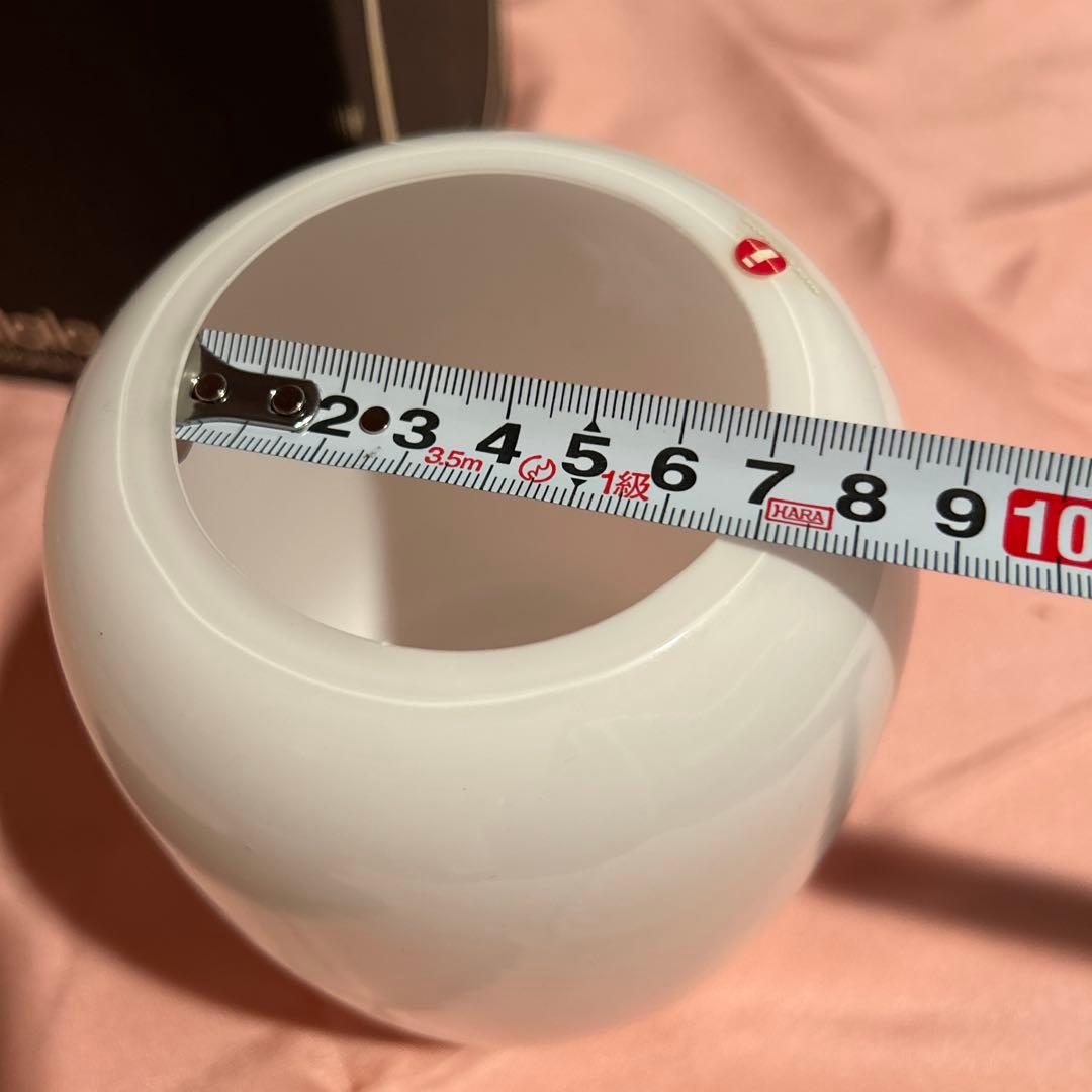 新品199◆イッタラ　ガラス花瓶　白　ヴィンテージコレクション「JURMO」