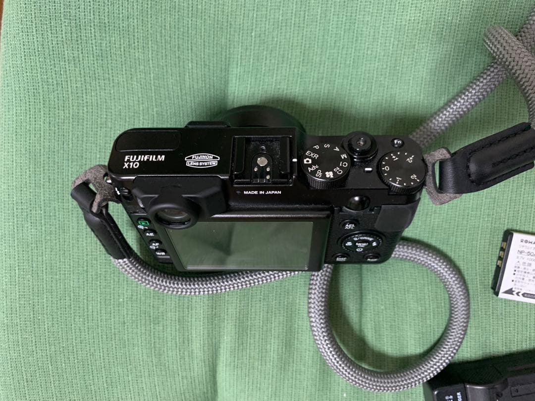 Fujifilm x10 動作確認済み