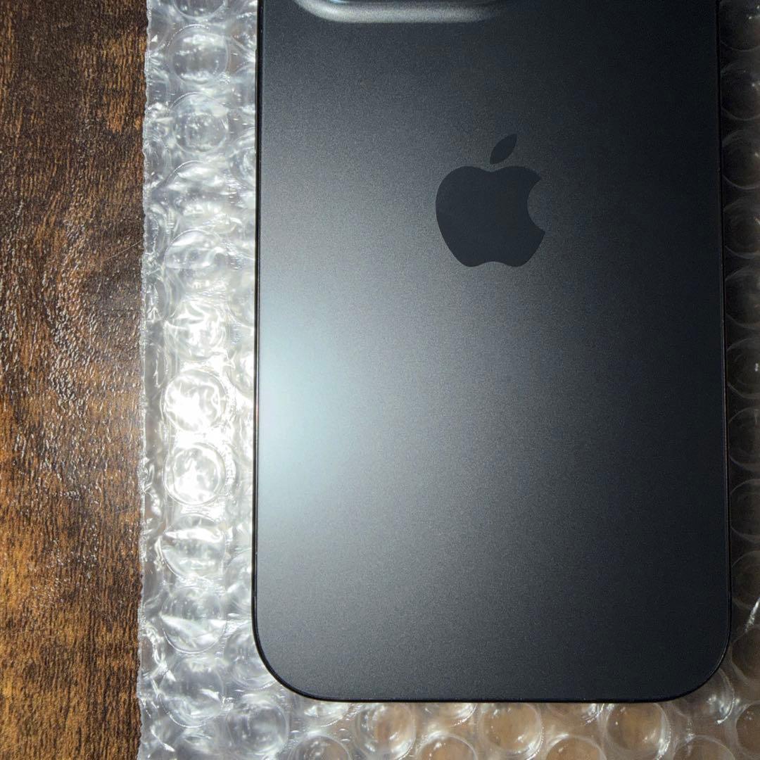 美品！iPhone15Pro 128GB ブラックチタニウム　バッテリー87%