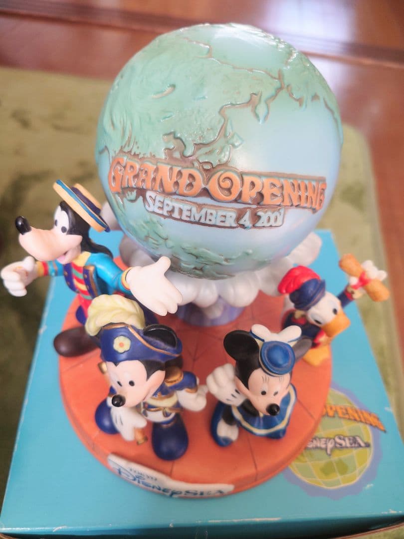 Disney Seaグランドオープンフィギュア　東京ディズニーシー置物★貴重 ★