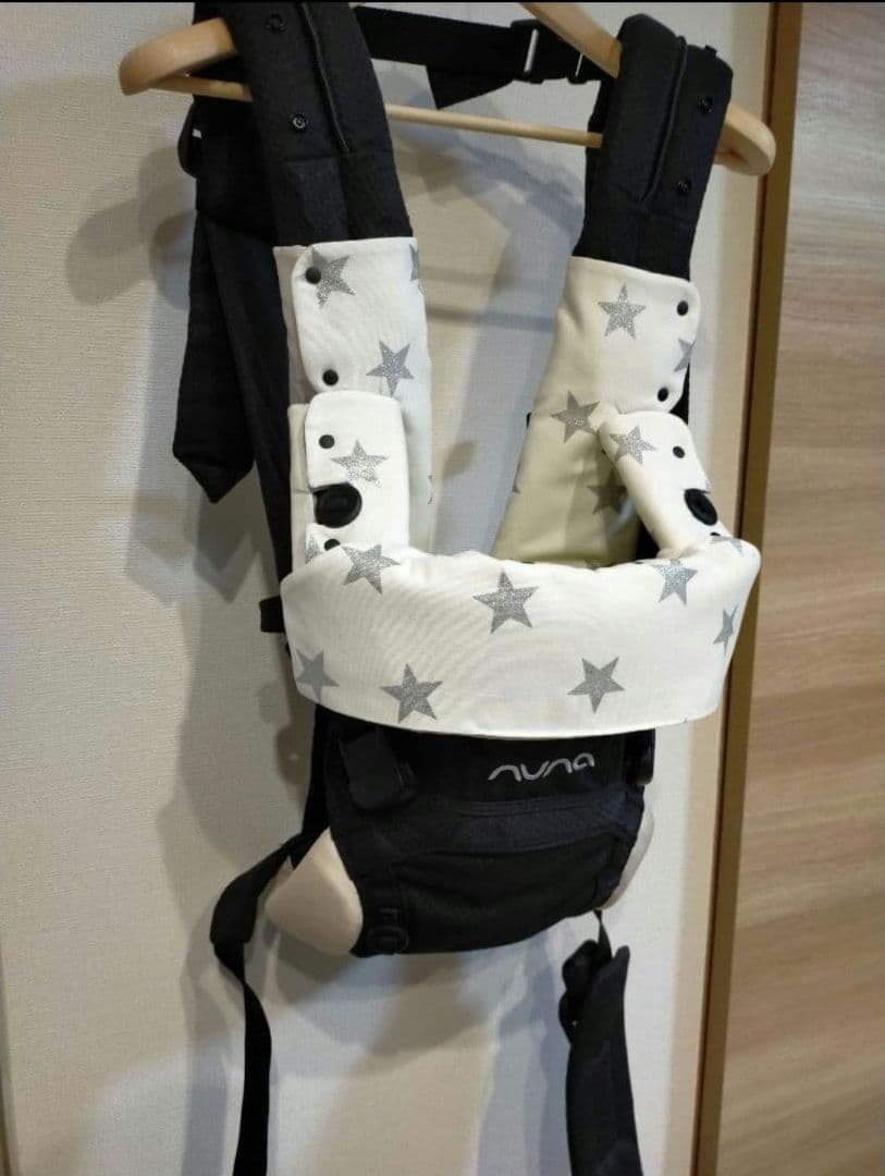 すぬ☆*.+様♡オーダー　抱っこ紐　ヌナカドル　よだれカバー　＋Sー㉖星柄