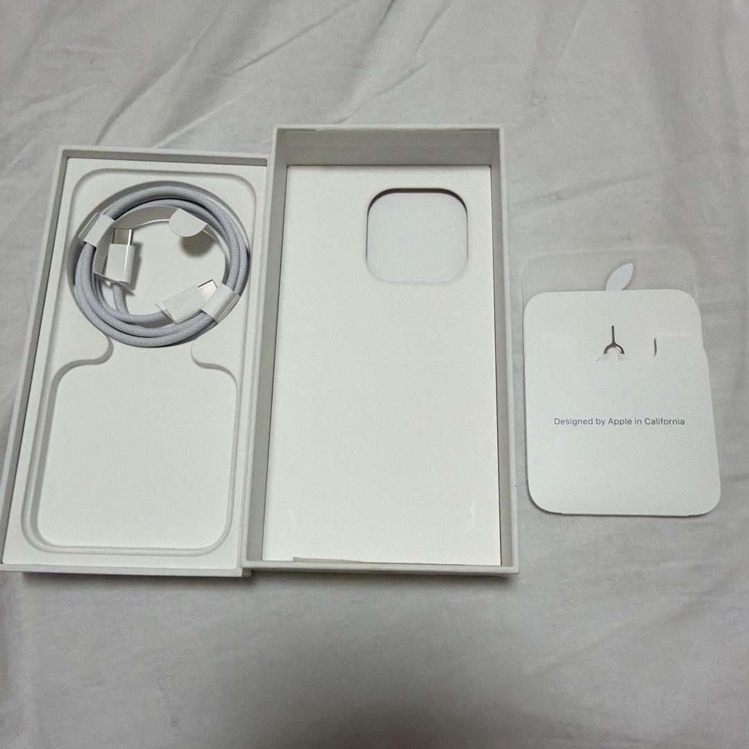 iPhone pro 128 ナチュラルチタニウム　SIMフリー