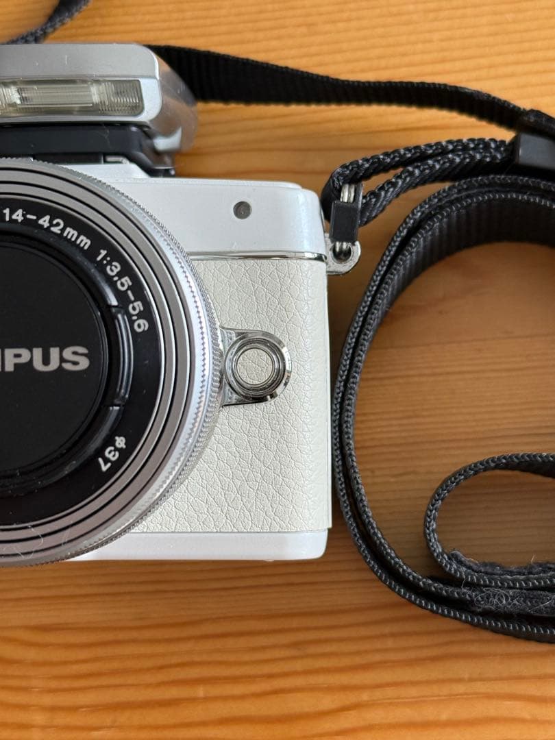 【美品】OLYMPUS PEN Lite E-PL7