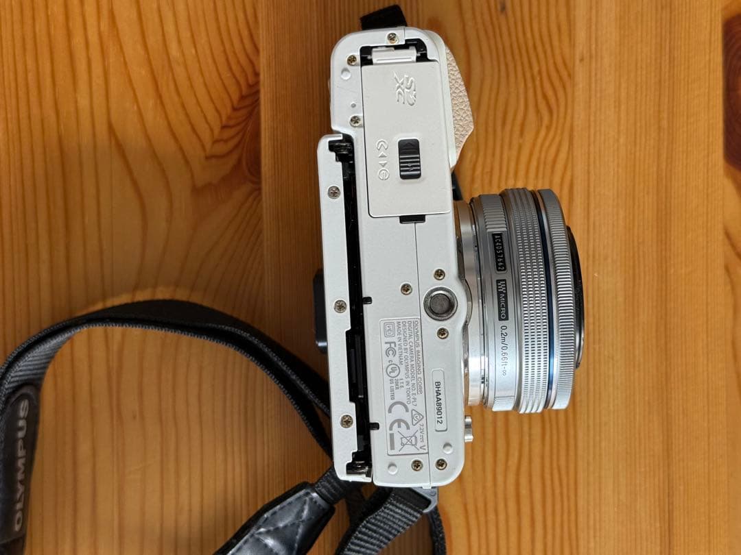 【美品】OLYMPUS PEN Lite E-PL7