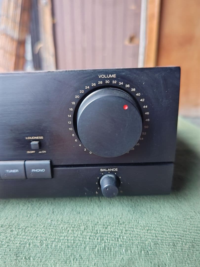 【動作品】SANSUI プリメインアンプ　AU-α205