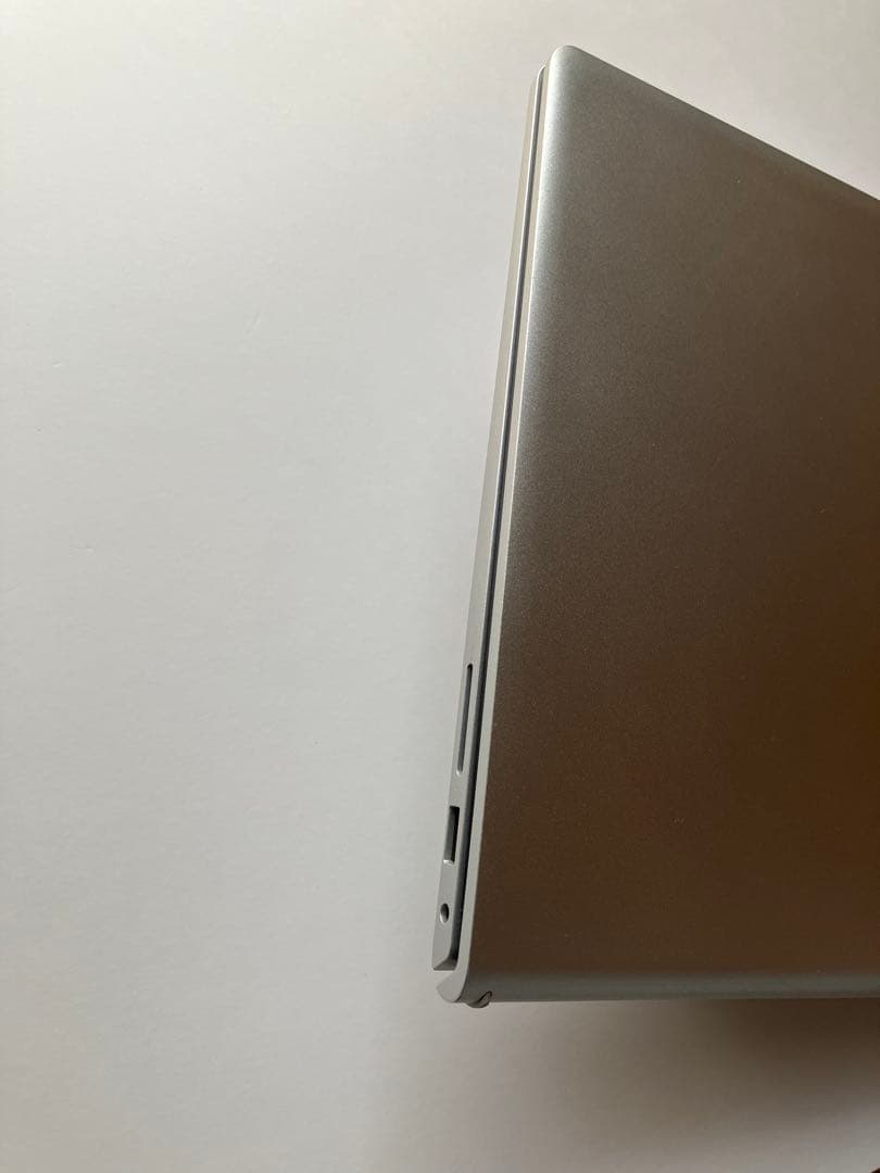 Dell Inspiron 15 3511 第11世代Core i5 16GB