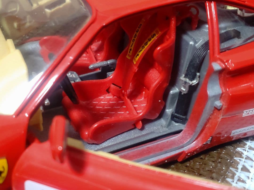 当時物　1/18 ミニカー　Bburago　ブラーゴ　フェラーリGTO 1984