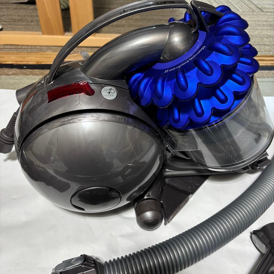 Dyson DC46 掃除機 32フィートサイクロン技術