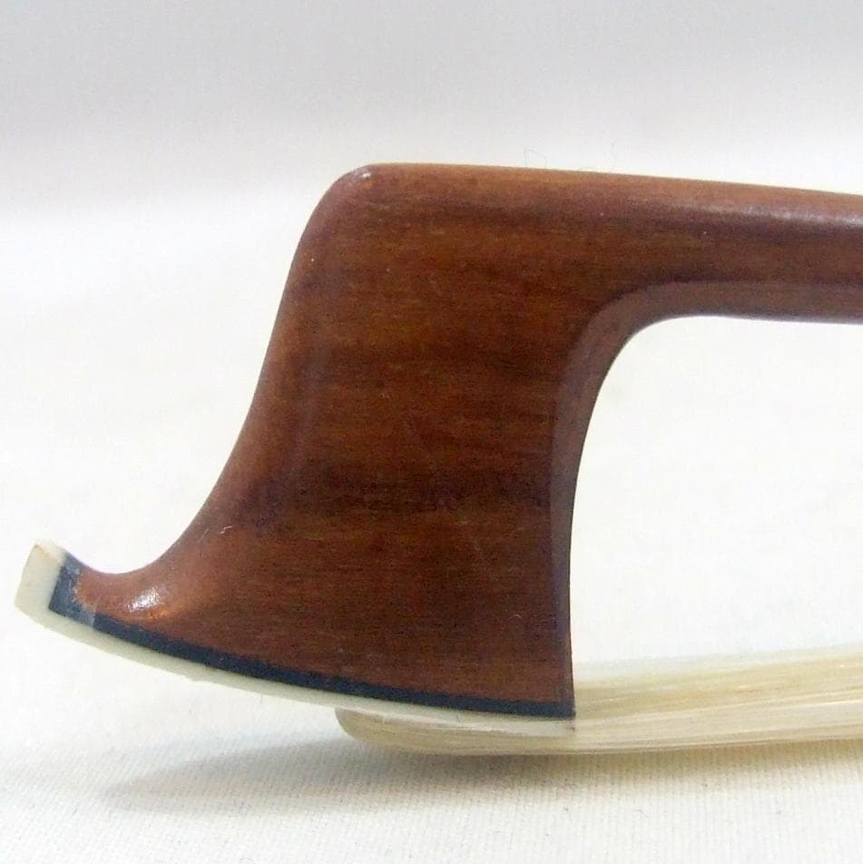 鈴木バイオリン 1/10 No220 1973年 未使用弓 ケース メンテ済
