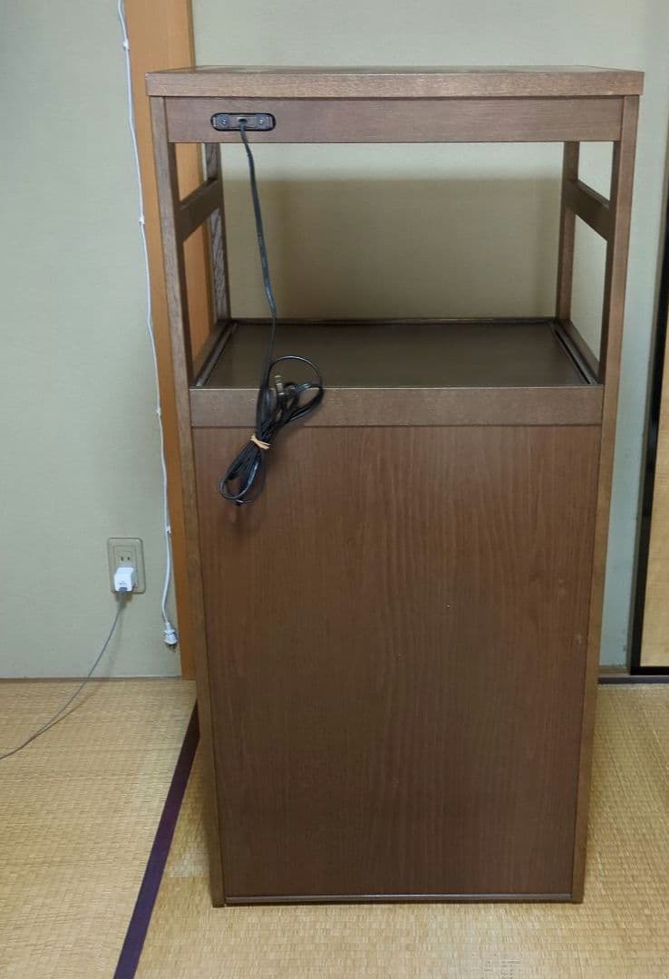 送料無料　カリモク　レンジ台　キッチン台　米びつ付き