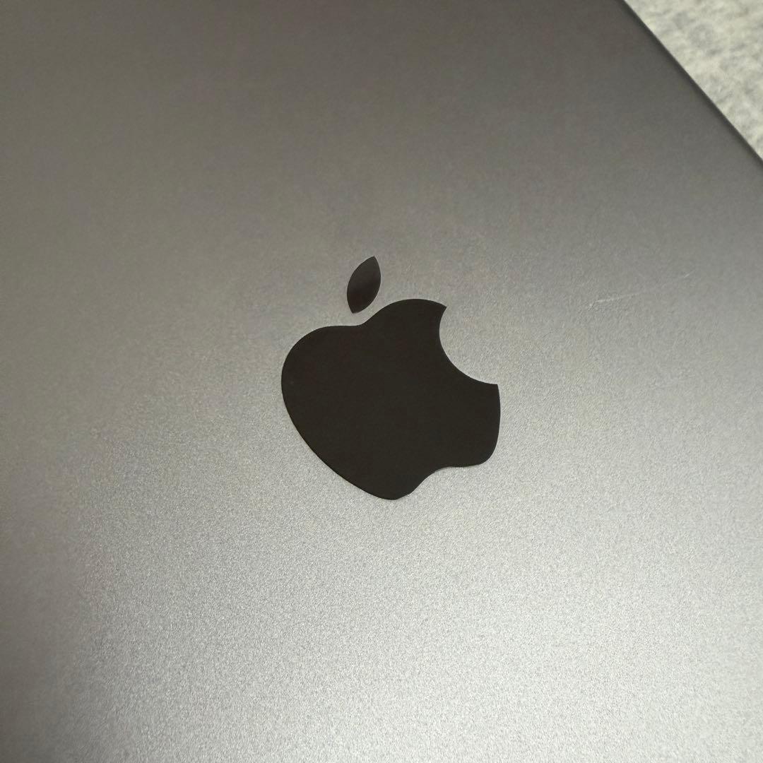 iPad 第5世代 128GB Wi-Fi + Cellular
