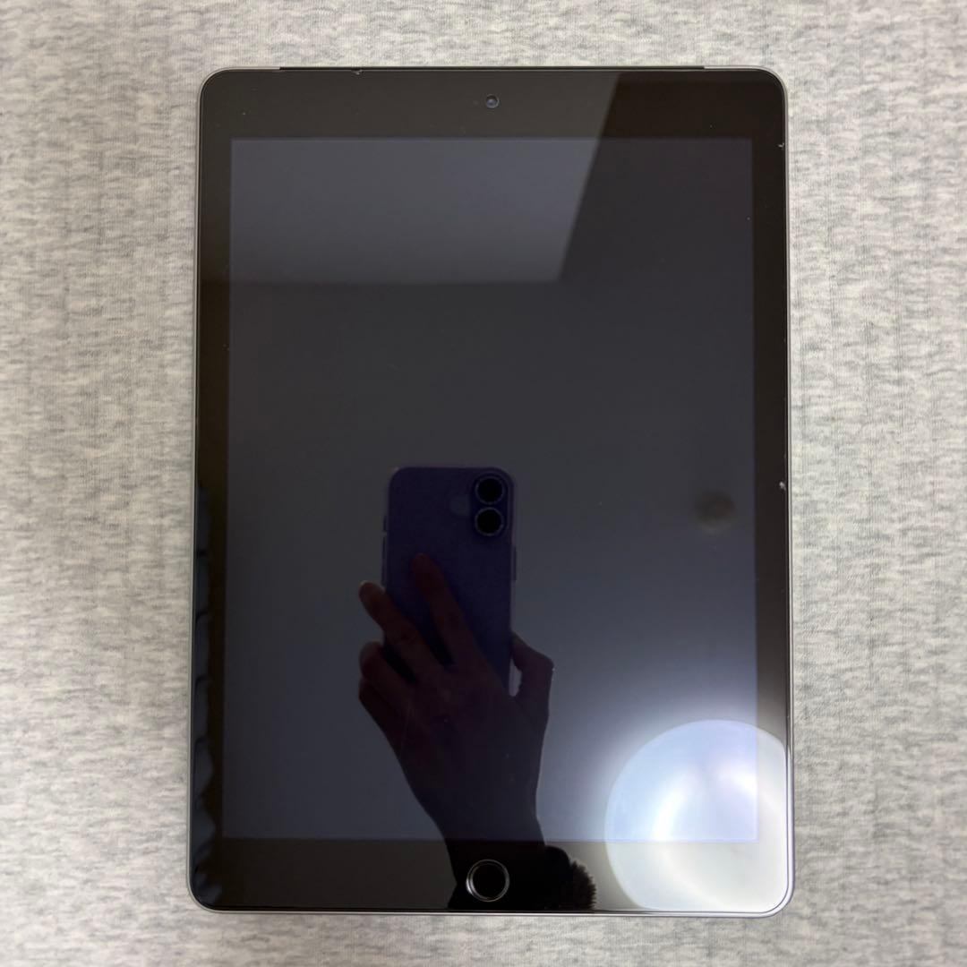 iPad 第5世代 128GB Wi-Fi + Cellular